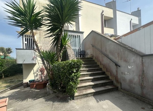 casa indipendente in vendita a Fiumicino in zona Fregene