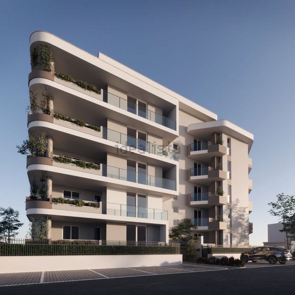appartamento in vendita a Fiumicino in zona Isola Sacra