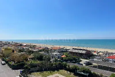 appartamento in vendita a Fiumicino in zona Passo Oscuro