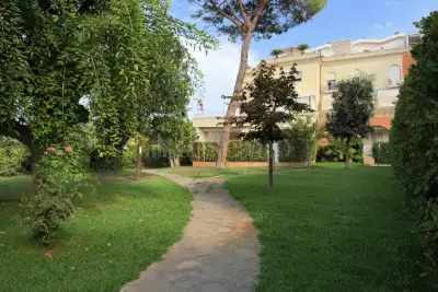 appartamento in vendita a Fiumicino in zona Fregene