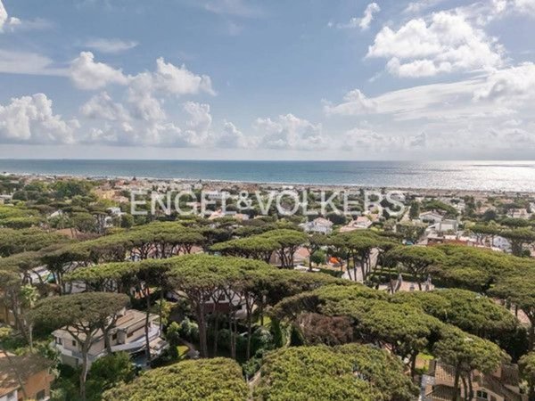 casa indipendente in vendita a Fiumicino in zona Fregene