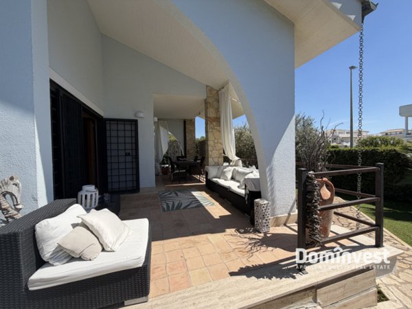 casa indipendente in vendita a Fiumicino in zona Fregene