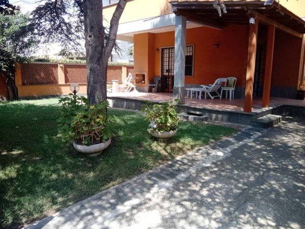 casa indipendente in vendita a Fiumicino in zona Fregene