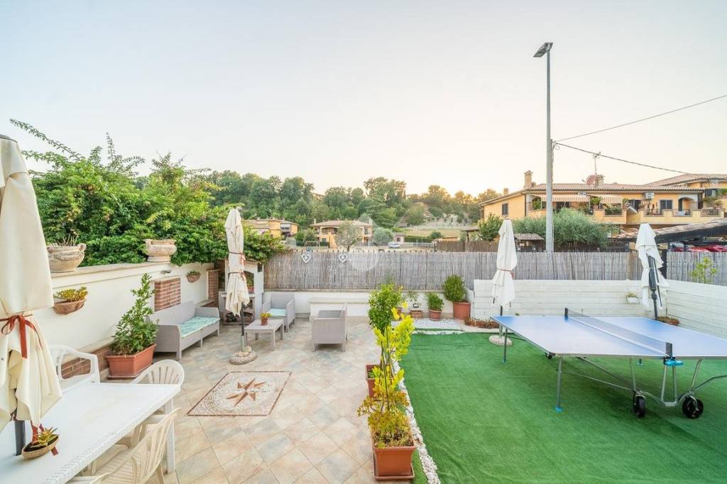 casa indipendente in vendita a Fiumicino in zona Aranova