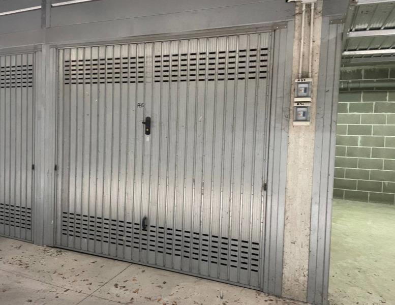 box auto in vendita a Fiumicino in zona Maccarese