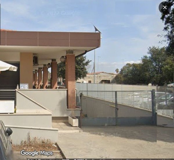 box auto in vendita a Fiumicino in zona Isola Sacra