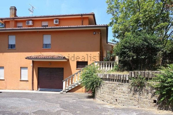 casa indipendente in vendita a Fiumicino in zona Tragliata