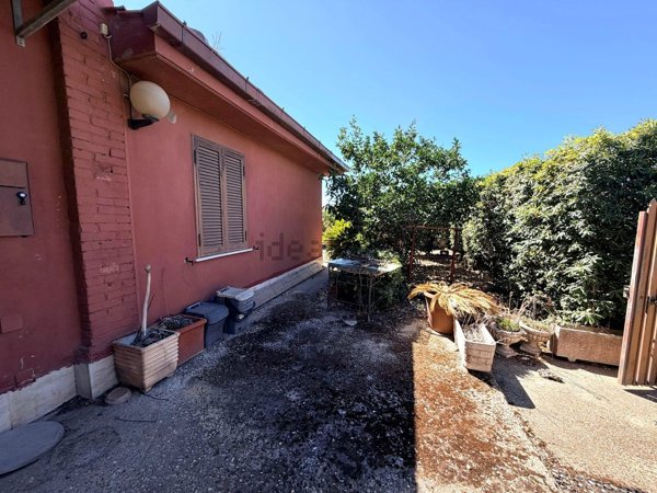 appartamento in vendita a Fiumicino in zona Focene
