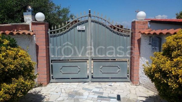 casa indipendente in vendita a Fiumicino in zona Focene