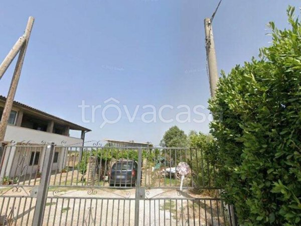 terreno in vendita a Fiumicino in zona Aeroporto 