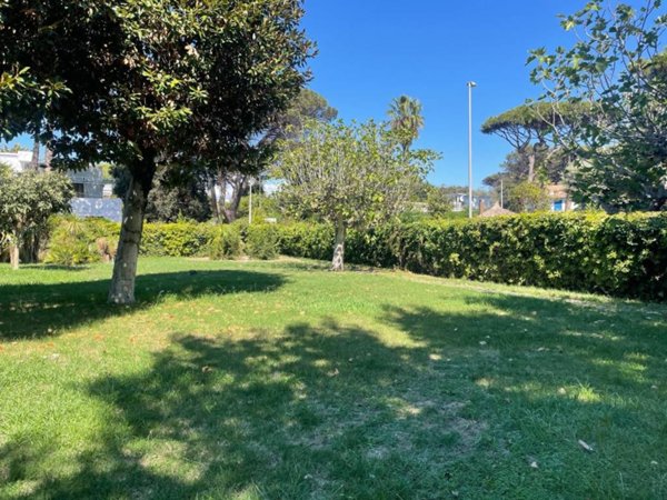 casa indipendente in vendita a Fiumicino in zona Fregene