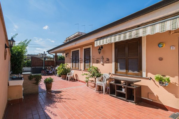casa indipendente in vendita a Fiumicino in zona Passo Oscuro