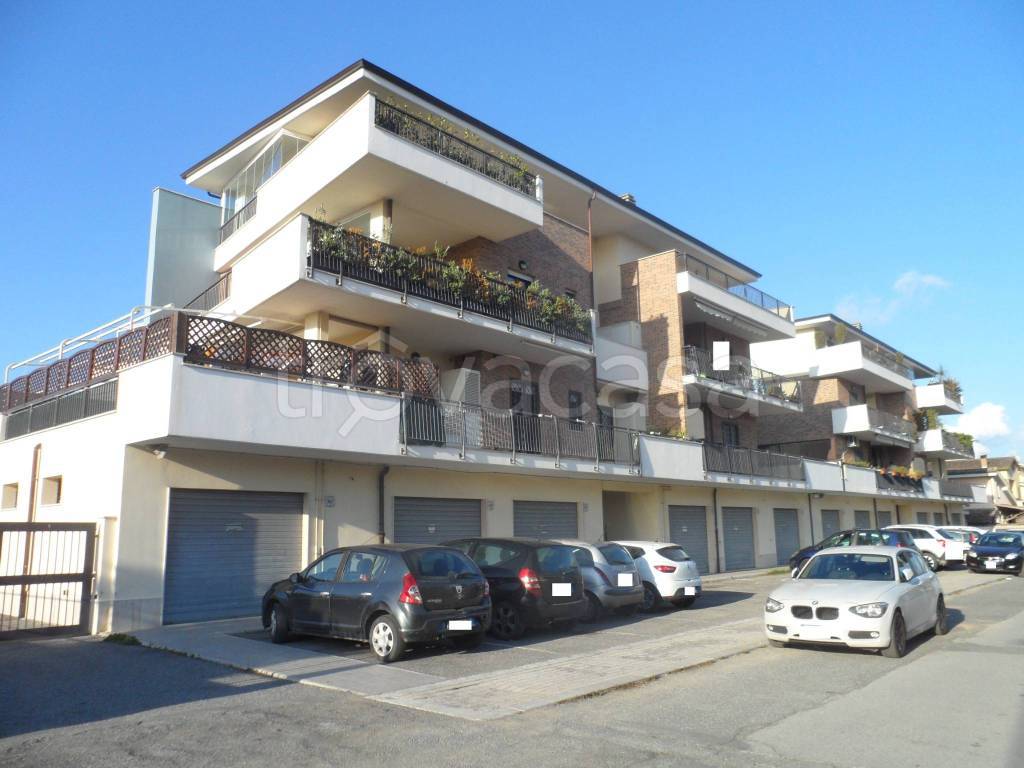 ufficio in vendita a Fiumicino in zona Isola Sacra