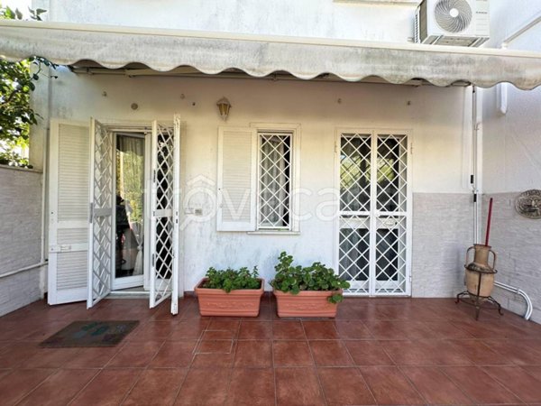 casa indipendente in vendita a Fiumicino in zona Fregene