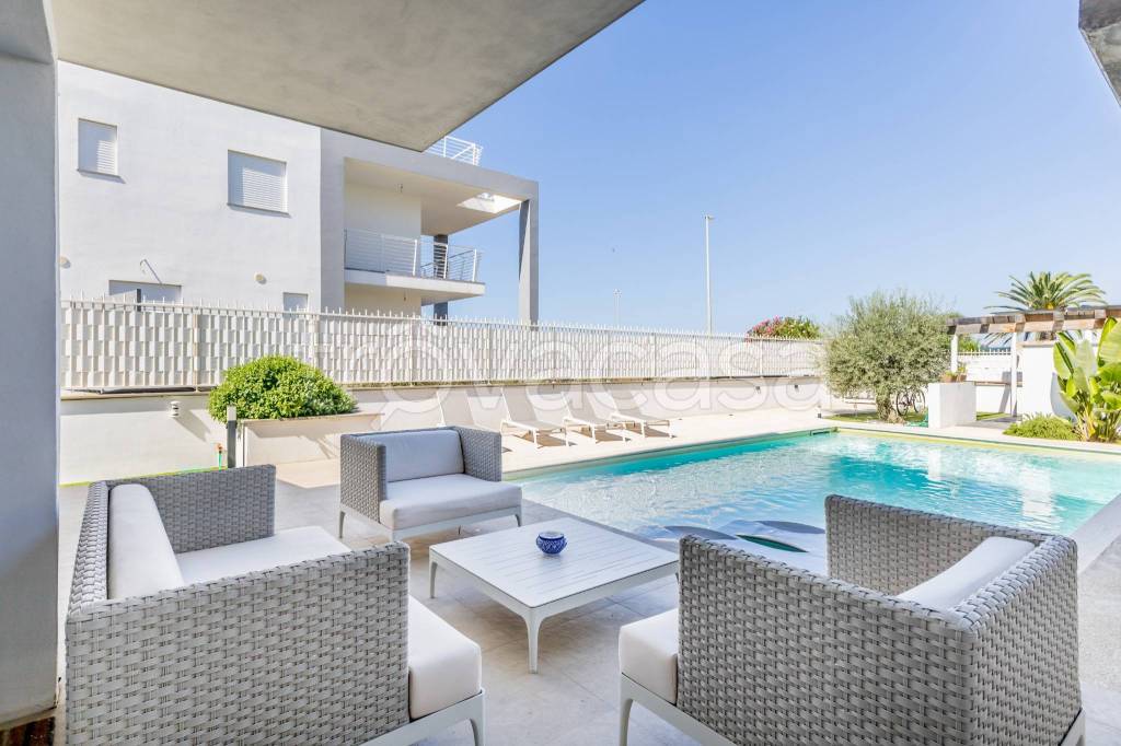 casa indipendente in vendita a Fiumicino in zona Fregene