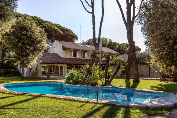 casa indipendente in vendita a Fiumicino in zona Fregene