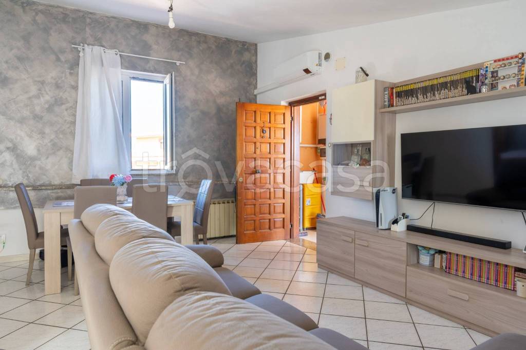 appartamento in vendita a Fiumicino in zona Isola Sacra