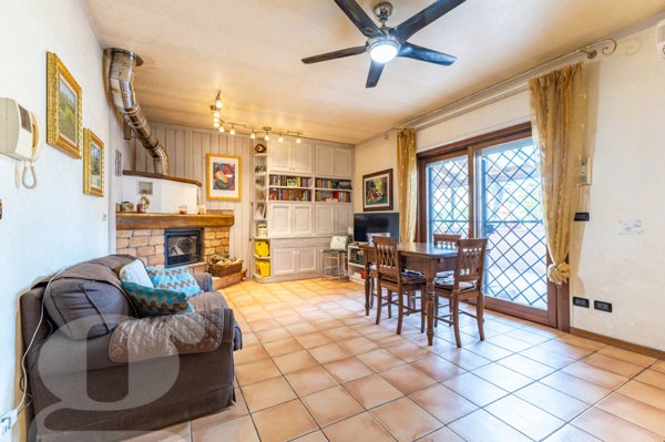 casa indipendente in vendita a Fiumicino in zona Fregene