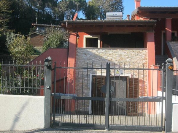 casa indipendente in vendita a Fiumicino in zona Aranova