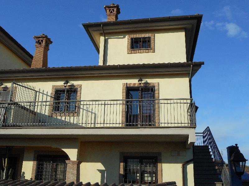appartamento in vendita a Fiumicino in zona Aranova