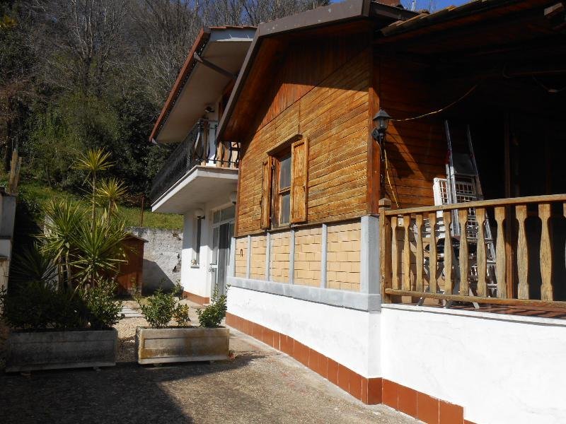 casa indipendente in vendita a Fiumicino in zona Aranova
