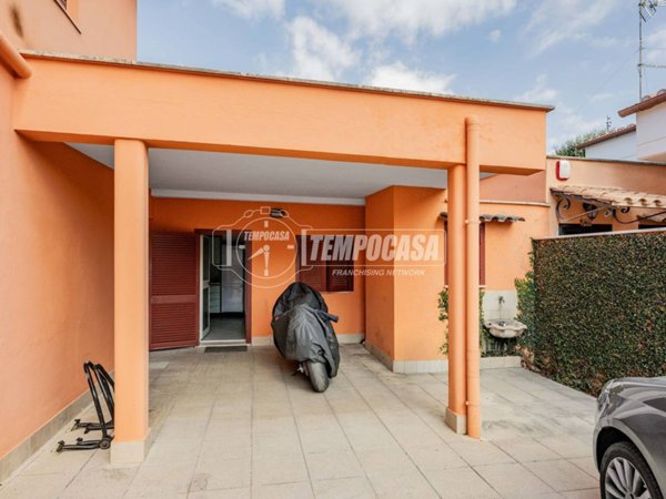 appartamento in vendita a Fiumicino in zona Fregene