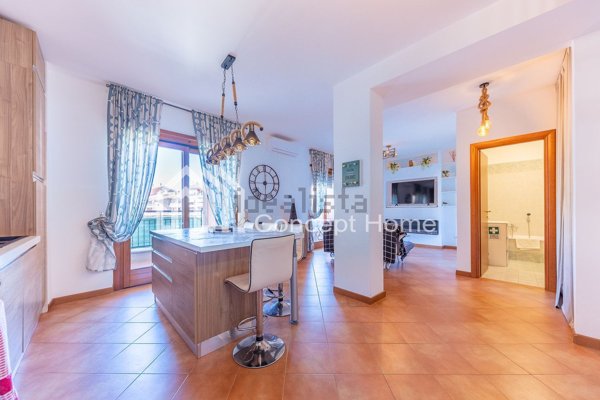 appartamento in vendita a Fiumicino in zona Palidoro