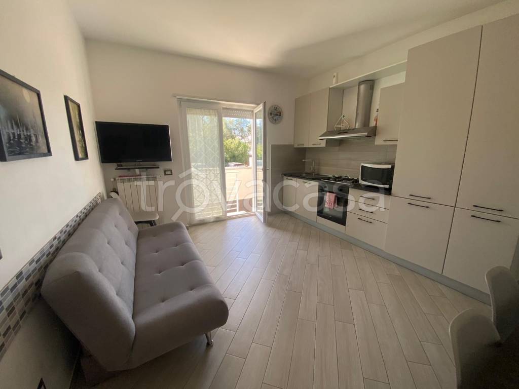 appartamento in vendita a Fiumicino in zona Focene