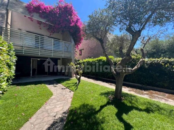 casa indipendente in vendita a Fiumicino in zona Fregene