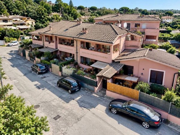 appartamento in vendita a Fiumicino in zona Aranova