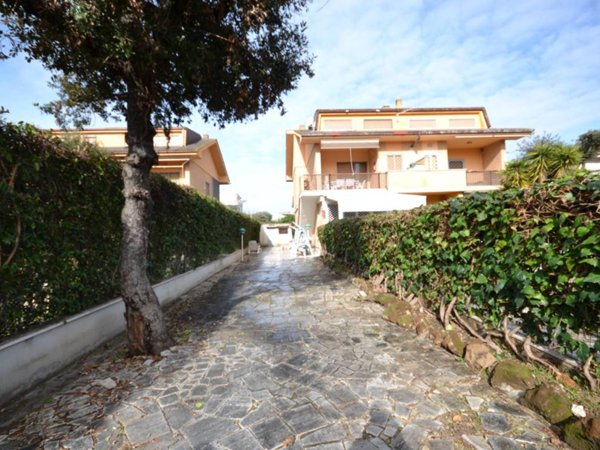 casa indipendente in vendita a Fiumicino in zona Fregene