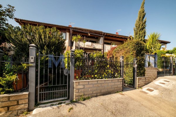 appartamento in vendita a Fiumicino in zona Aranova