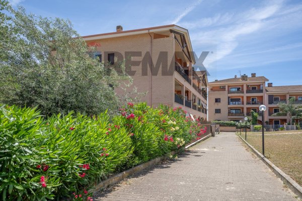 appartamento in vendita a Fiumicino in zona Palidoro