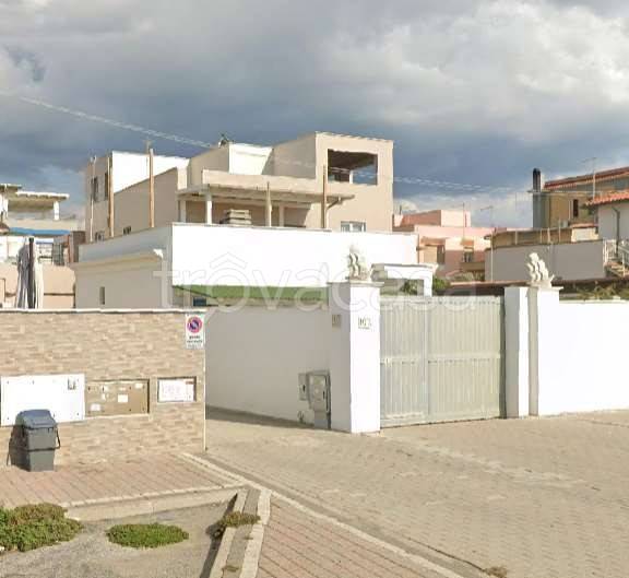 appartamento in vendita a Fiumicino in zona Isola Sacra