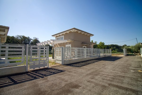 casa indipendente in vendita a Fonte Nuova in zona Torre Lupara