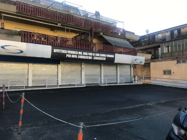 negozio in vendita a Fonte Nuova in zona Santa Lucia