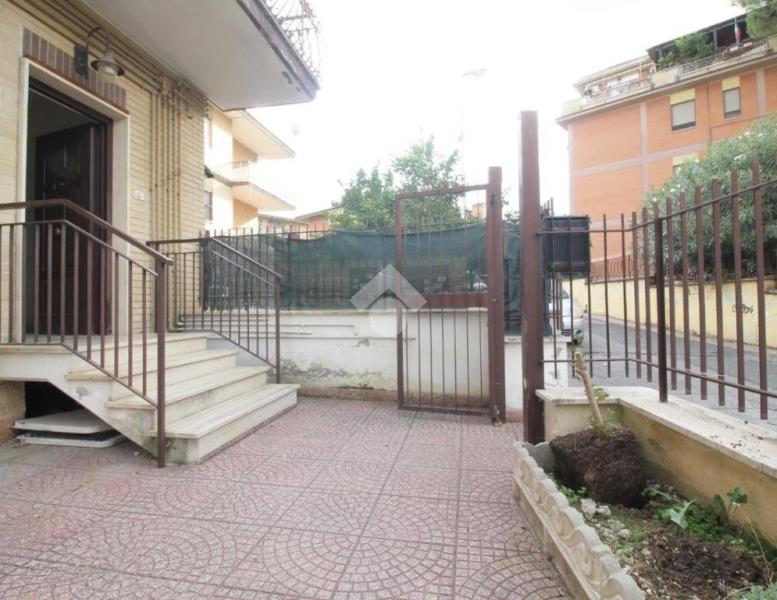 appartamento in vendita a Fonte Nuova in zona Torre Lupara