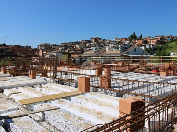 appartamento in vendita a Fonte Nuova in zona Torre Lupara
