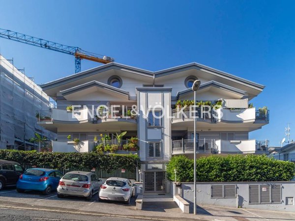 appartamento in vendita a Fonte Nuova in zona Torre Lupara