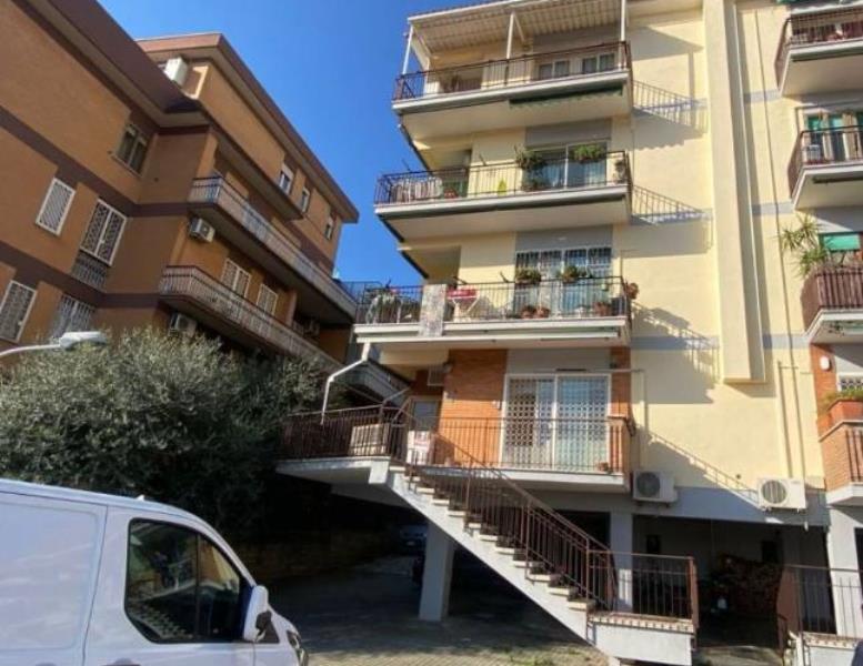 appartamento in vendita a Fonte Nuova in zona Torre Lupara