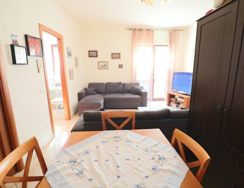 appartamento in vendita a Fonte Nuova in zona Torre Lupara