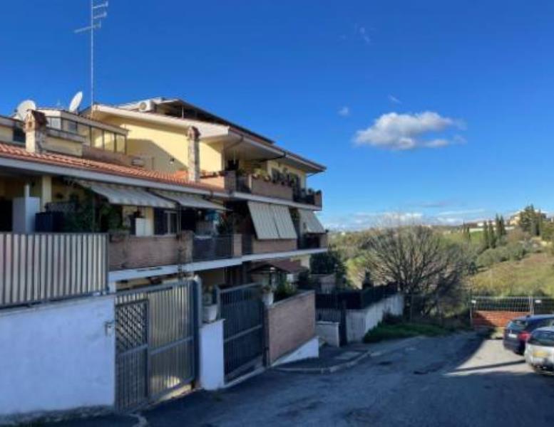 appartamento in vendita a Fonte Nuova in zona Torre Lupara
