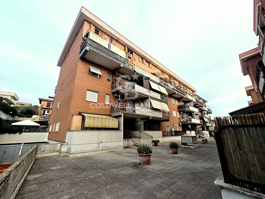 appartamento in vendita a Fonte Nuova in zona Santa Lucia