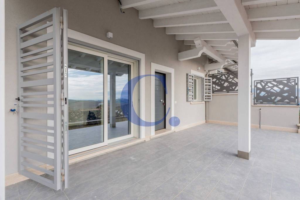 casa indipendente in vendita a Fonte Nuova in zona Santa Lucia