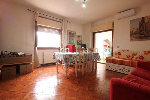 appartamento in vendita a Fonte Nuova in zona Torre Lupara