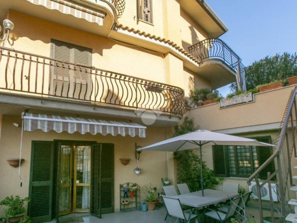 casa indipendente in vendita a Fonte Nuova in zona Torre Lupara