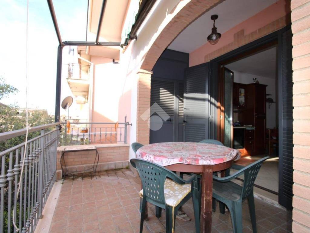 appartamento in vendita a Fonte Nuova in zona Torre Lupara