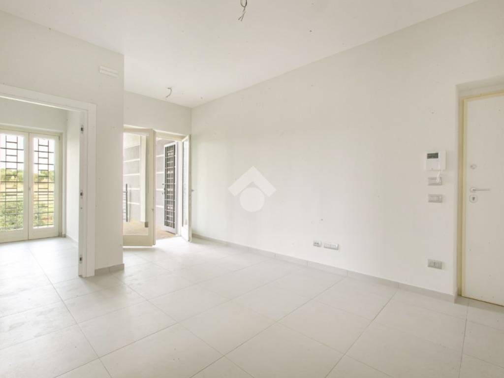appartamento in vendita a Fonte Nuova in zona Torre Lupara