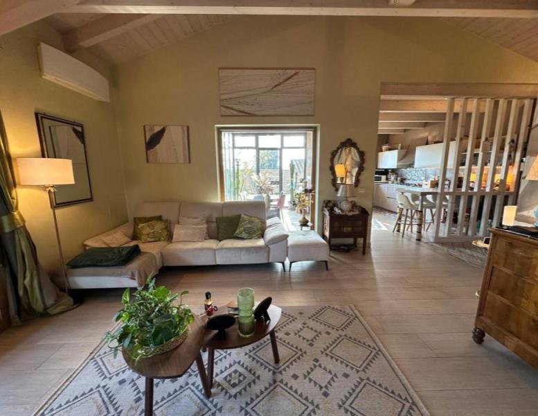 casa indipendente in vendita a Fonte Nuova in zona Santa Lucia