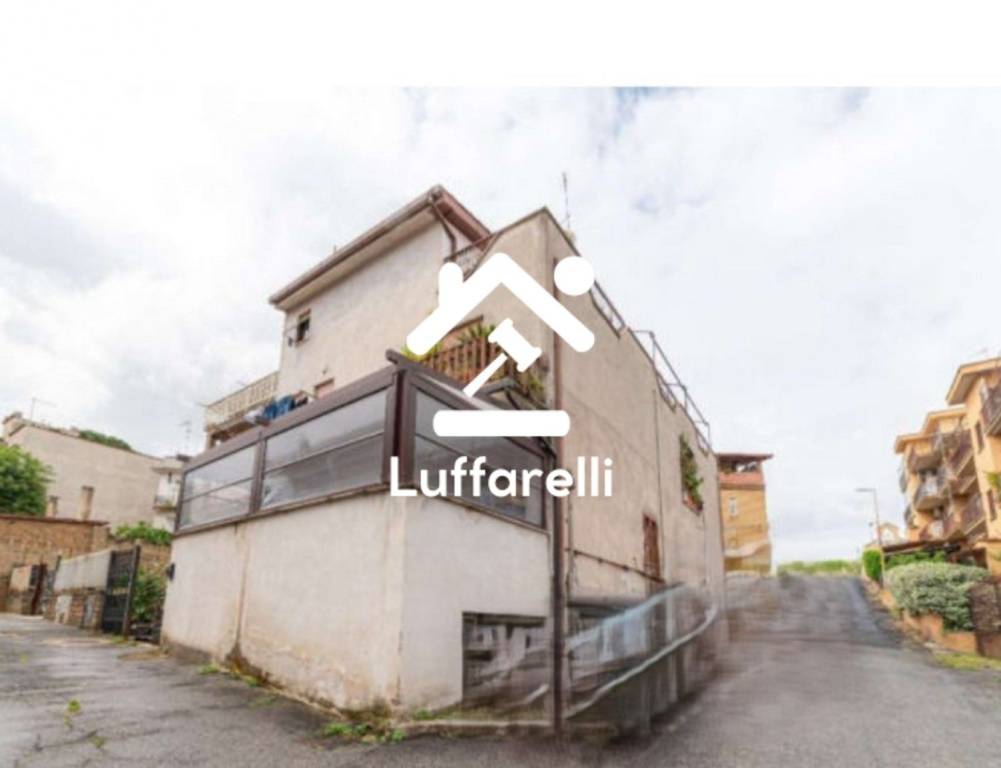 appartamento in vendita a Fonte Nuova in zona Torre Lupara